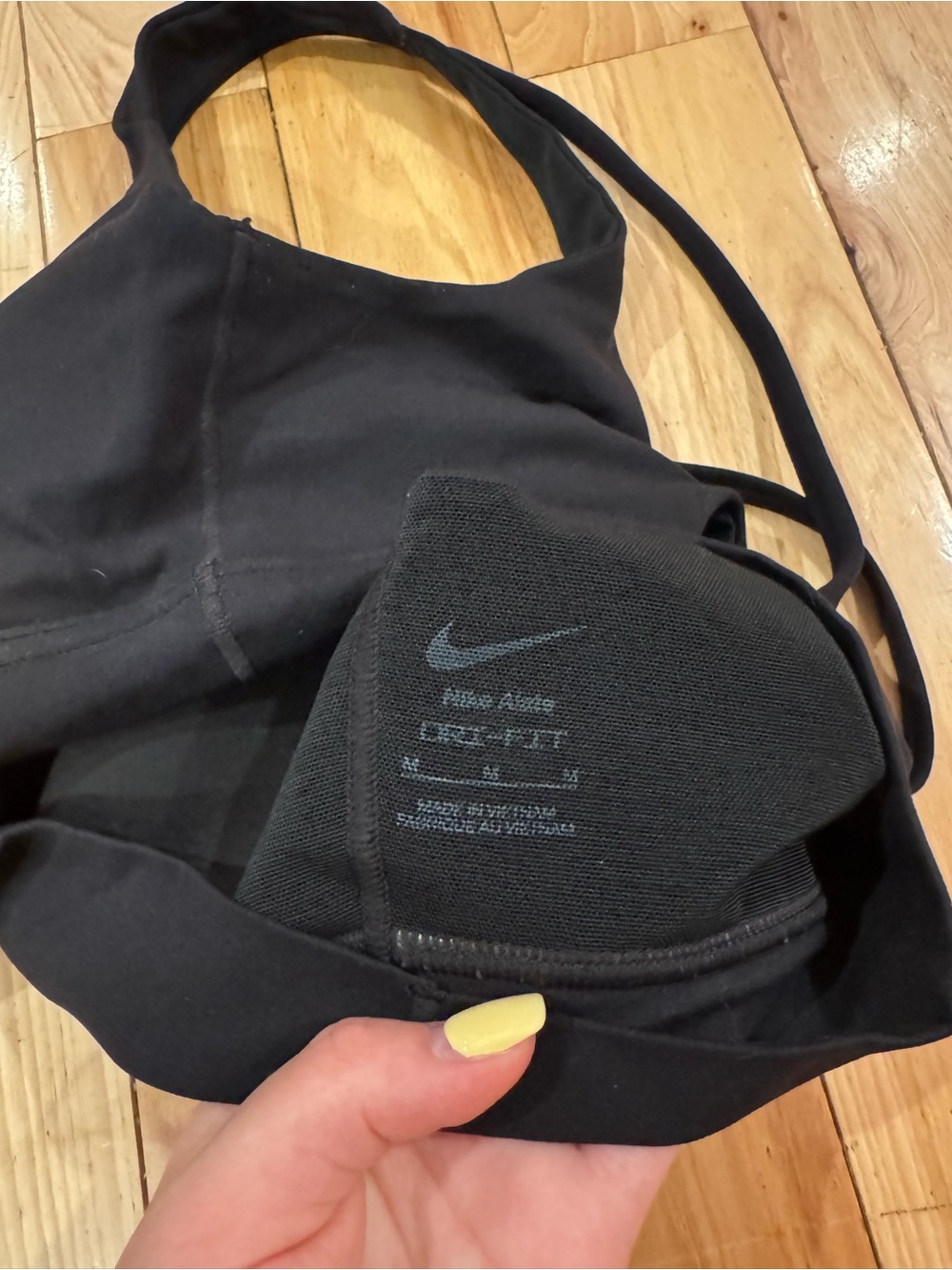 Nike Black Strappy Sports Bra - Picture 4 of 6